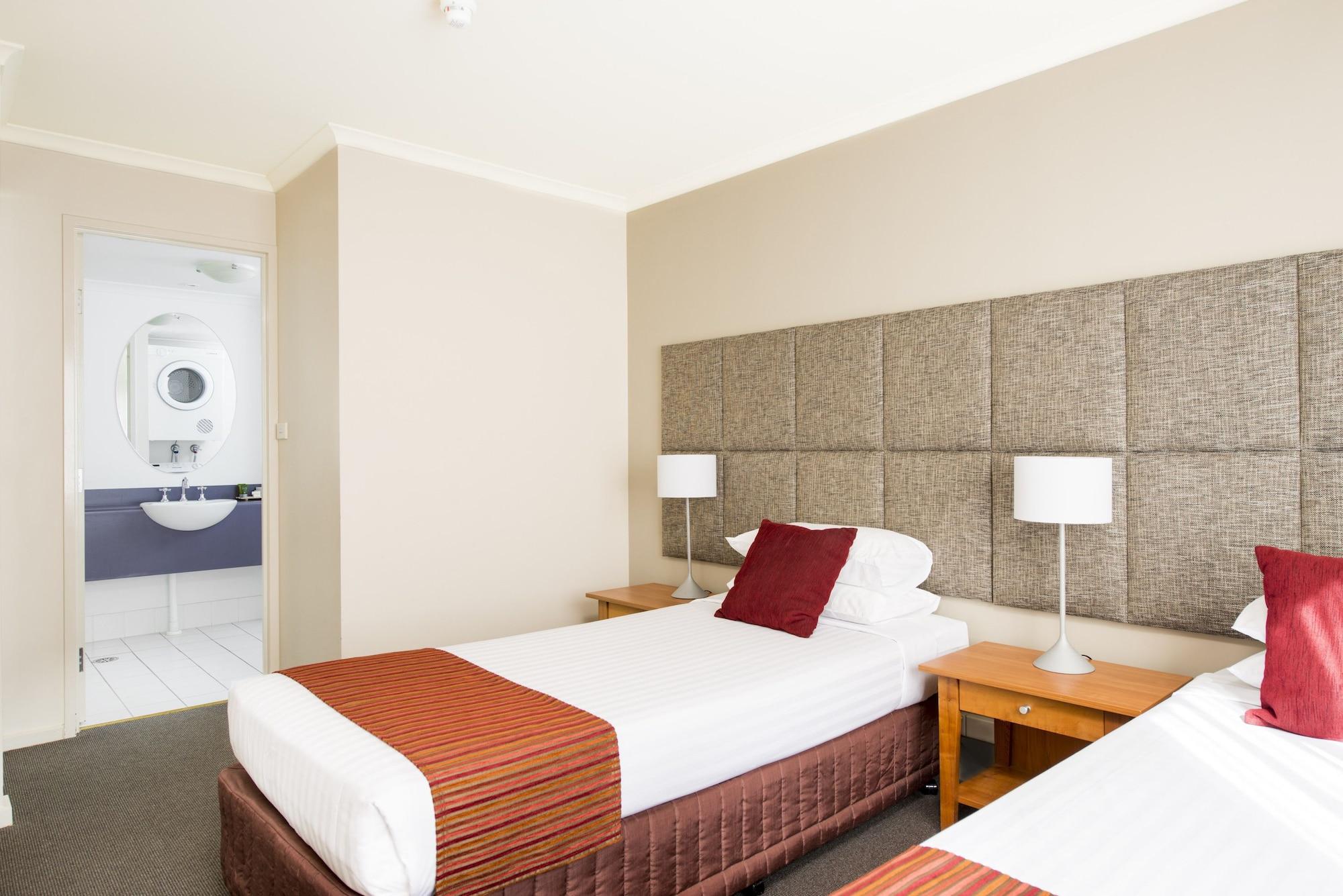 Mantra On Northbourne Aparthotel Canberra Exterior foto