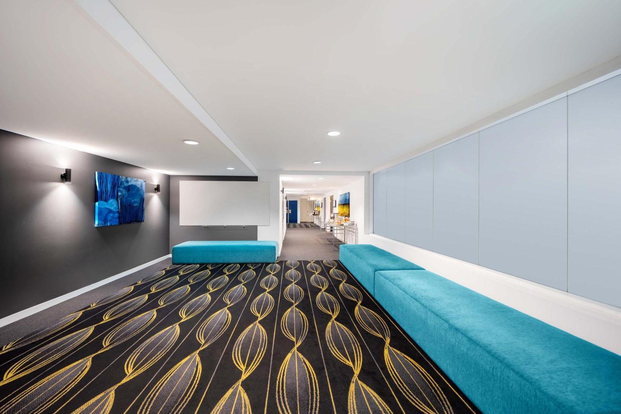 Mantra On Northbourne Aparthotel Canberra Exterior foto