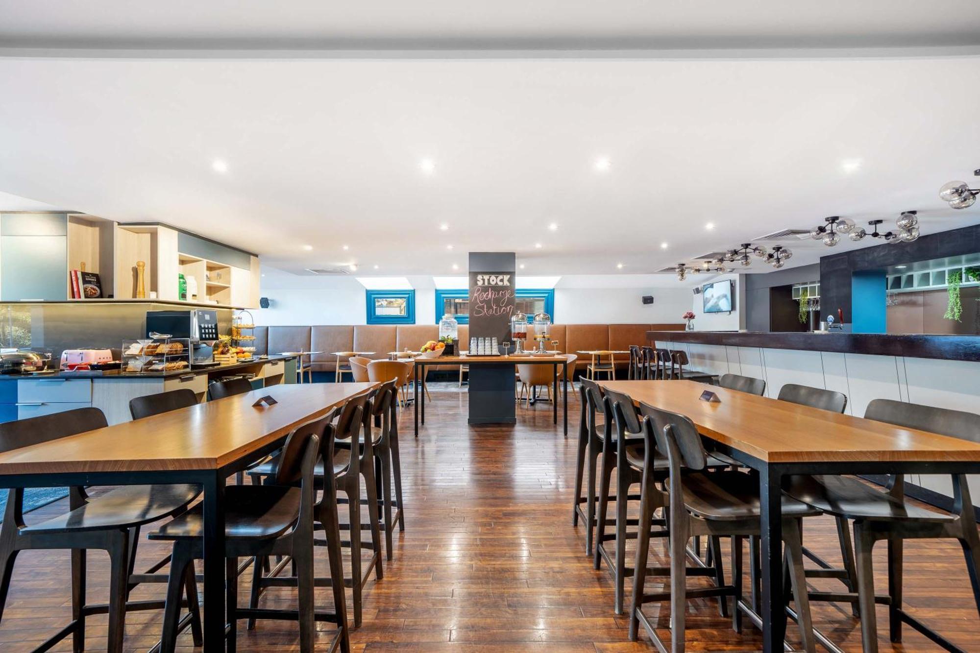 Mantra On Northbourne Aparthotel Canberra Exterior foto