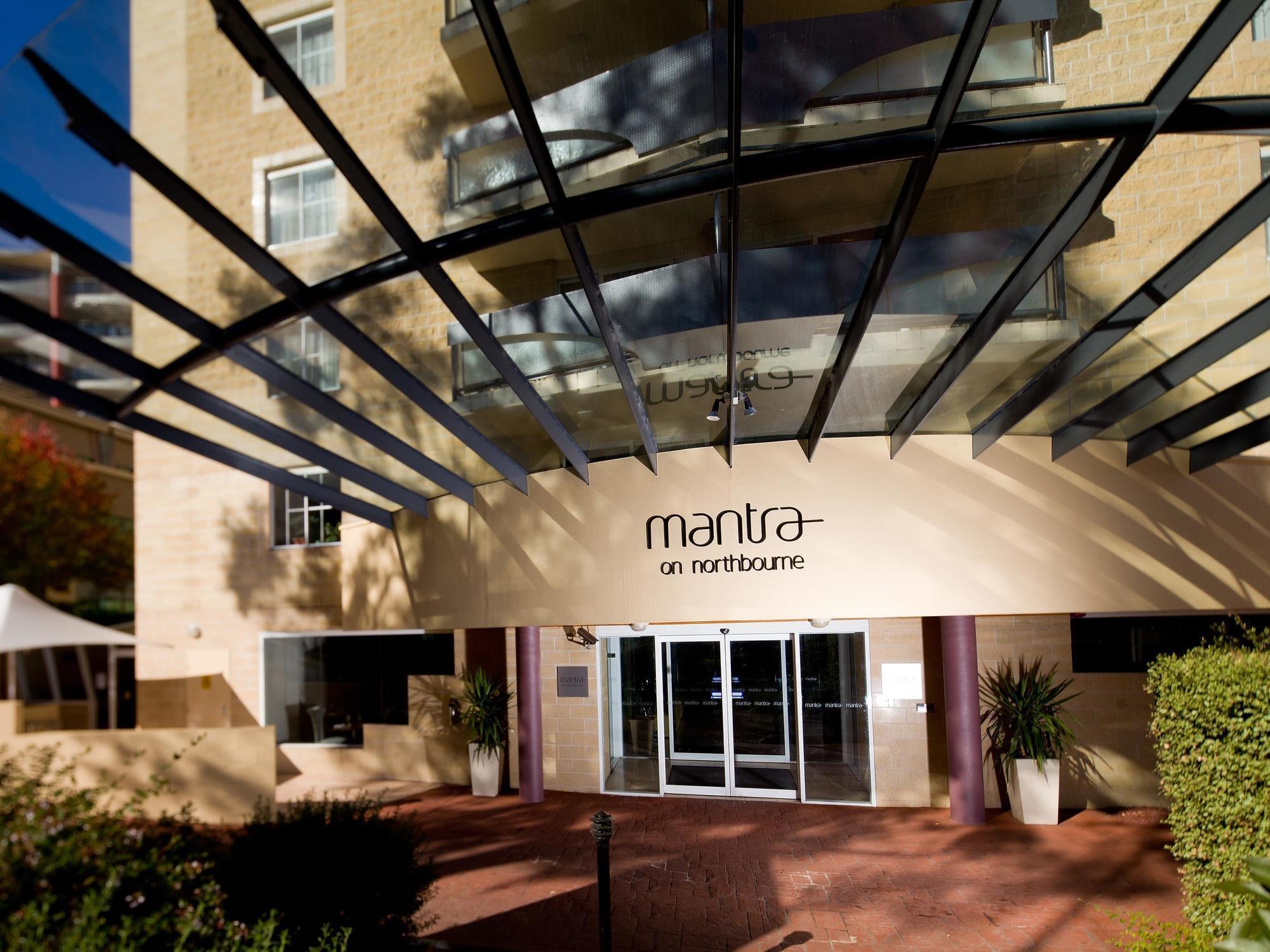 Mantra On Northbourne Aparthotel Canberra Exterior foto