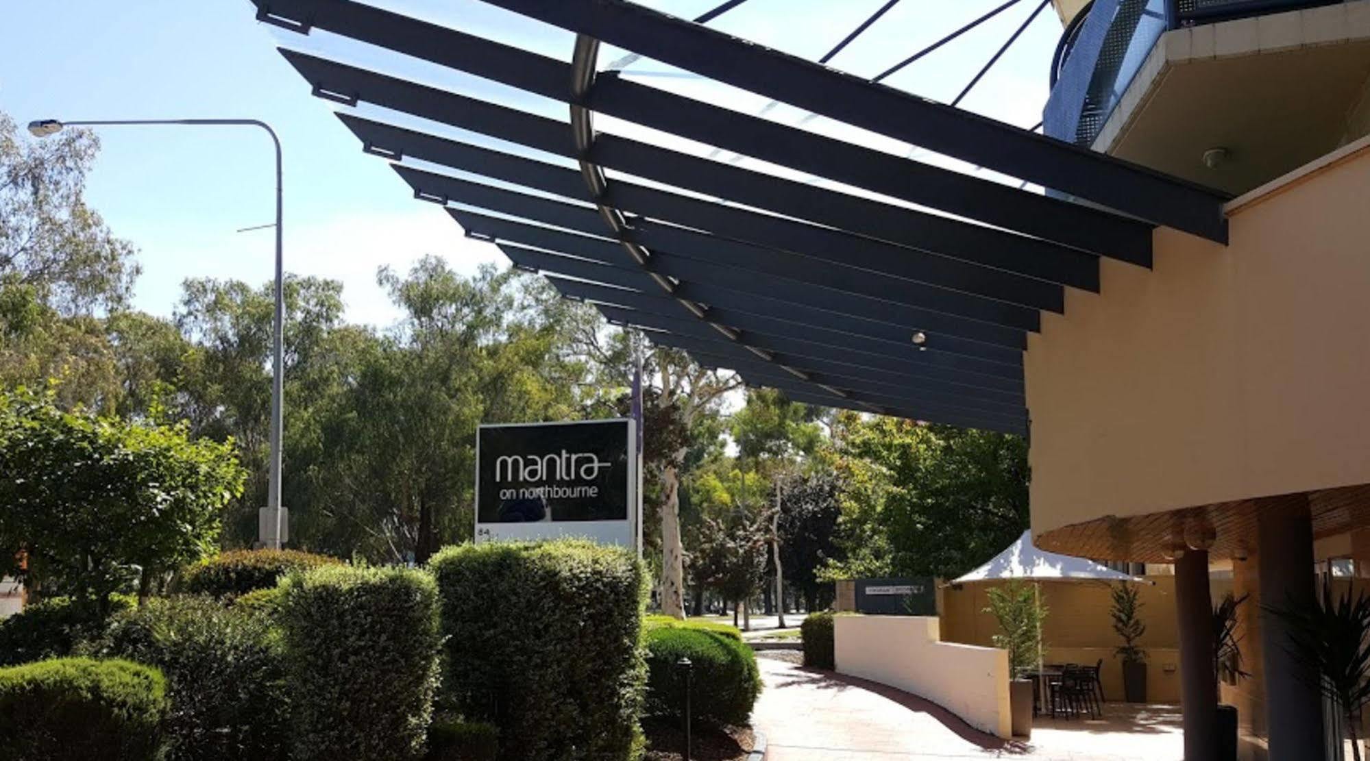 Mantra On Northbourne Aparthotel Canberra Exterior foto