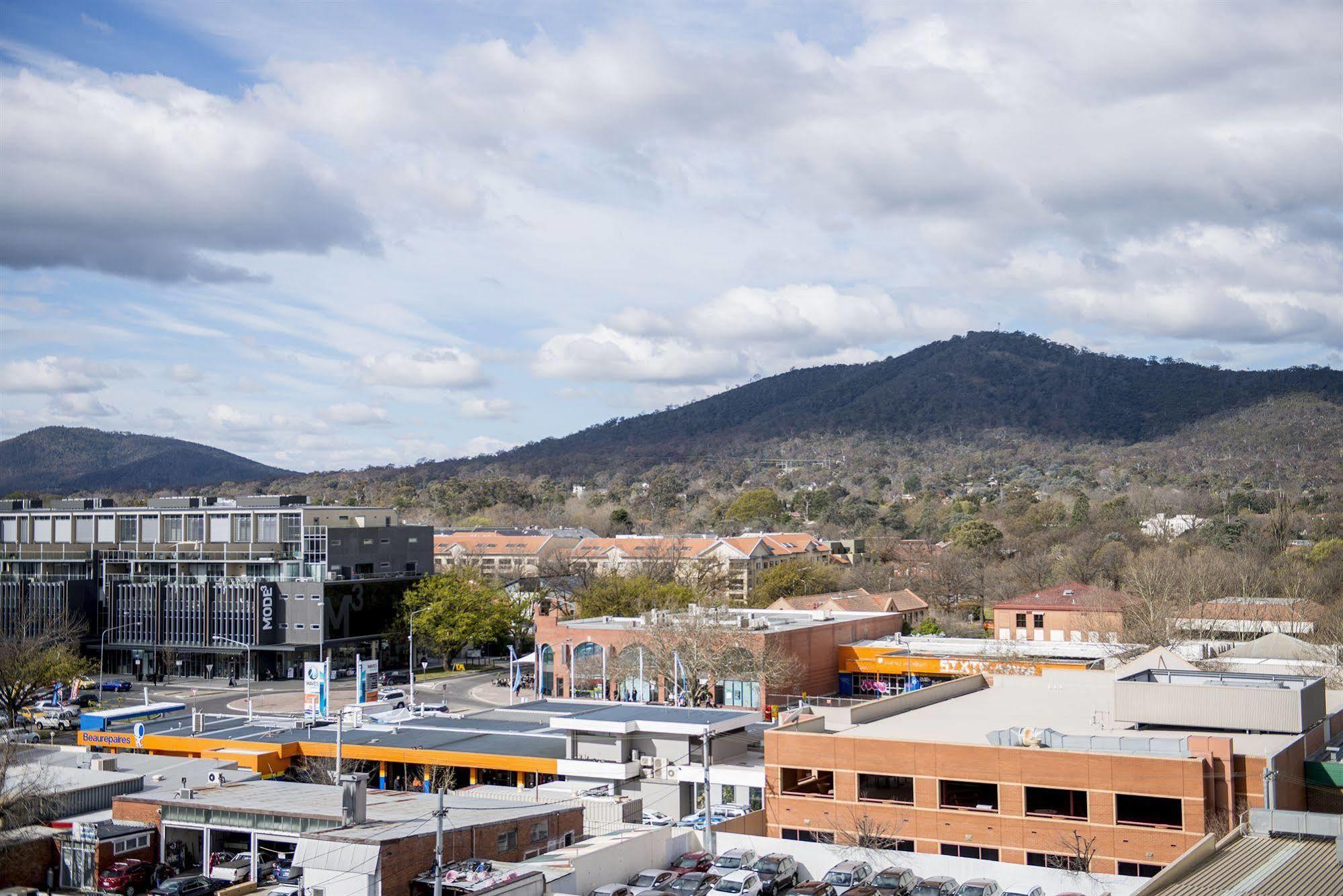 Mantra On Northbourne Aparthotel Canberra Exterior foto